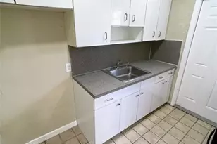 981 NW 16th Ave, Fort Lauderdale, FL 33311 - Photo 12