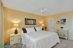 1051 Hillsboro Mile, Hillsboro Beach, FL 33062 - Photo 14