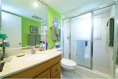 545  Oaks Ln, Unit #310, Pompano Beach, FL 33069 - Photo 10