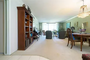 545 Oaks Ln, Pompano Beach, FL 33069 - Photo 4