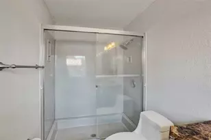 2565 Kerry Dr, Cooper City, FL 33026 - Photo 54