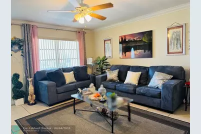 8511 NW 59 Street, Tamarac, FL 33321 - Photo 2