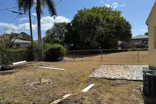 958 W 4th St, Riviera Beach, FL 33404 - Photo 10