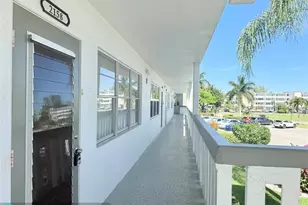 2158 Cambridge G, Deerfield Beach, FL 33442 - Photo 2