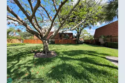 3210  Spanish Wells Dr, Unit #27-A, Delray Beach, FL 33445 - Photo 32