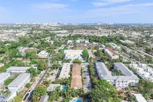 2741 NE 8th Ave, Wilton Manors, FL 33334 - Photo 18