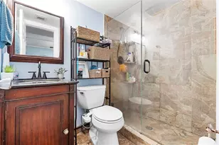 2741 NE 8th Ave, Wilton Manors, FL 33334 - Photo 10