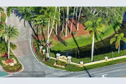 2753 W Stonebrook Cir, Davie, FL 33330 - Photo 76