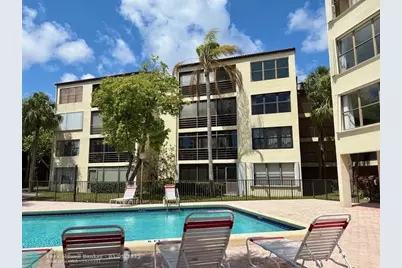 2306 S Cypress Bend Dr, Unit #319, Pompano Beach, FL 33069 - Photo 30