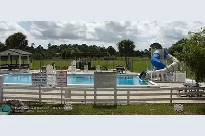 250 N Jinete St, Clewiston, FL 33440 - Photo 4