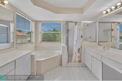 16727  Sapphire Isle, Weston, FL 33331 - Photo 36