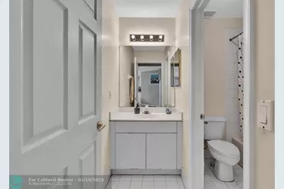 16727  Sapphire Isle, Weston, FL 33331 - Photo 20