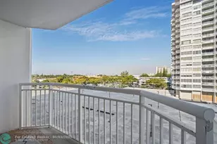 18021 Biscayne Blvd, North Miami Beach, FL 33160 - Photo 20