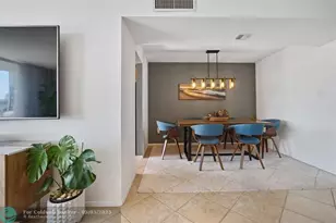 18021 Biscayne Blvd, North Miami Beach, FL 33160 - Photo 4