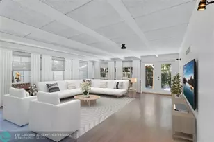 341 SE 8th St, Pompano Beach, FL 33060 - Photo 1