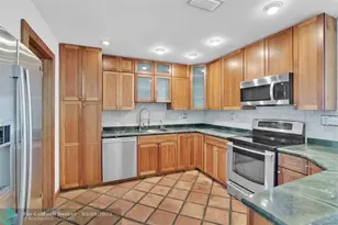 341 SE 8th St, Pompano Beach, FL 33060 - Photo 6