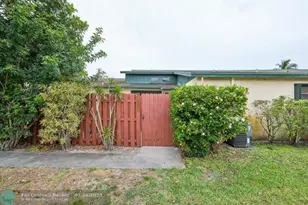 1091 Manor Dr, Palm Springs, FL 33461 - Photo 1