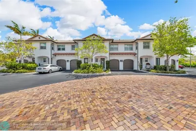 1327 SE 3rd Ave, Unit #1327, Pompano Beach, FL 33060 - Photo 2