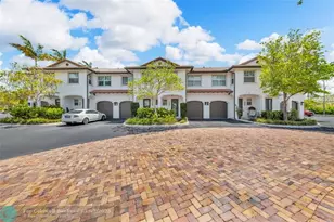 1327 SE 3rd Ave, Pompano Beach, FL 33060 - Photo 2