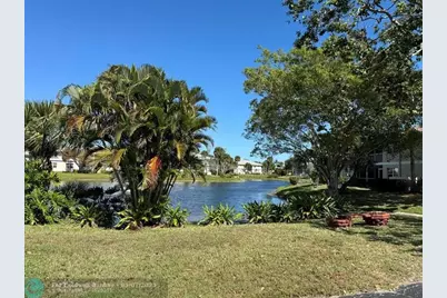 1536 SE Royal Green Circle, Unit #G204, Port Saint Lucie, FL 34952 - Photo 16