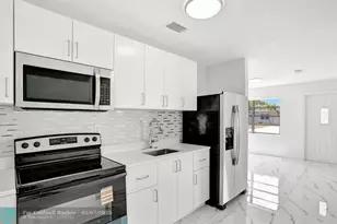 3060 NE 12th Ave, Pompano Beach, FL 33064 - Photo 12