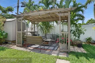 1736 NW 39th St, Oakland Park, FL 33309 - Photo 38