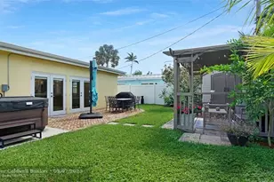 1736 NW 39th St, Oakland Park, FL 33309 - Photo 44