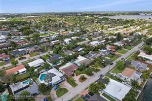 1736 NW 39th St, Oakland Park, FL 33309 - Photo 56