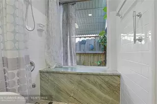 1736 NW 39th St, Oakland Park, FL 33309 - Photo 30