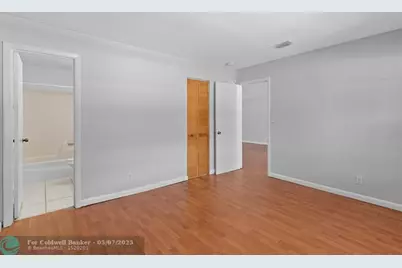 4325 NW 5th Ave, Deerfield Beach, FL 33064 - Photo 8