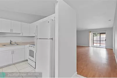 4325 NW 5th Ave, Deerfield Beach, FL 33064 - Photo 4