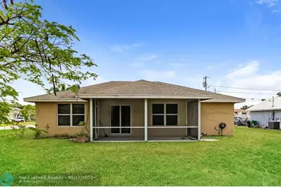 2095 SE Joyner Cir, Port Saint Lucie, FL 34952 - Photo 16