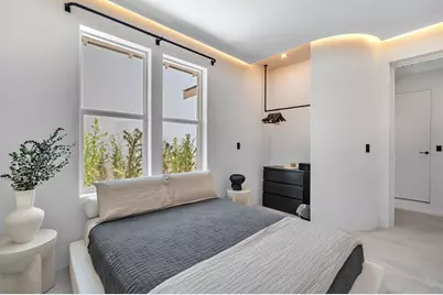 120 NE 25th St, Miami, FL 33137 - Photo 6