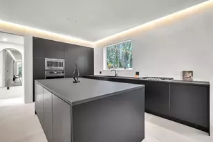 120 NE 25th St, Miami, FL 33137 - Photo 34