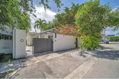 120 NE 25th St, Miami, FL 33137 - Photo 48
