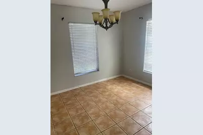 5871  Woodland Point Dr, Tamarac, FL 33319 - Photo 8