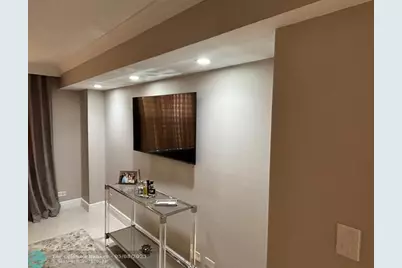 301  174th St, Unit #2210, Sunny Isles Beach, FL 33160 - Photo 18