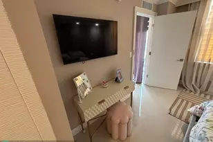 301 174th St, Sunny Isles Beach, FL 33160 - Photo 32