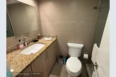 301  174th St, Unit #2210, Sunny Isles Beach, FL 33160 - Photo 28