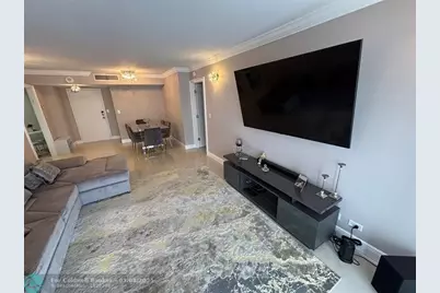 301  174th St, Unit #2210, Sunny Isles Beach, FL 33160 - Photo 2