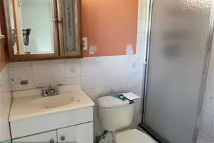 7659 NW 74th Ave, Tamarac, FL 33321 - Photo 10