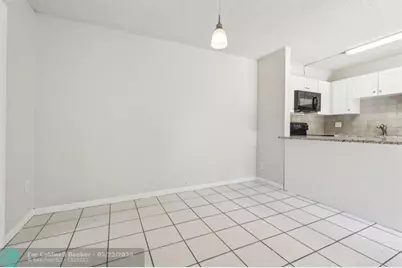 1660  Forest Lakes Cir, Unit #D, West Palm Beach, FL 33406 - Photo 10