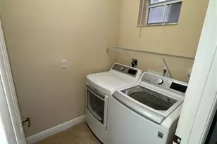 1033 NE 17th Way, Fort Lauderdale, FL 33304 - Photo 18