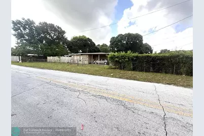 314 N 21st St, Fort Pierce, FL 34950 - Photo 4