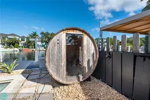 1749 SE 9th St, Fort Lauderdale, FL 33316 - Photo 42