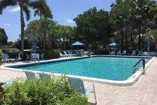 2940 N Course Dr, Pompano Beach, FL 33069 - Photo 22