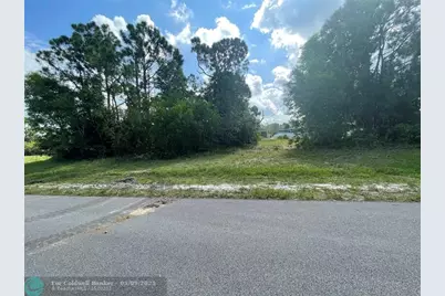 4513 NW 34th Pl, Cape Coral, FL 33993 - Photo 6