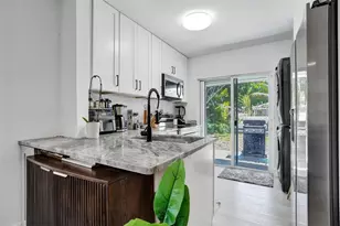 1590 NW 7th Ln, Pompano Beach, FL 33060 - Photo 10