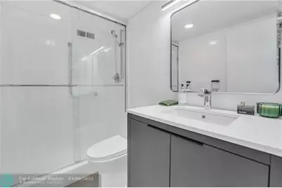 888  Intracoastal Dr, Unit #14F, Fort Lauderdale, FL 33304 - Photo 18