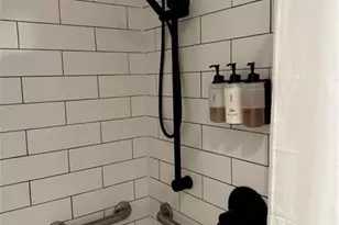 398 NE 5th St, Miami, FL 33132 - Photo 8